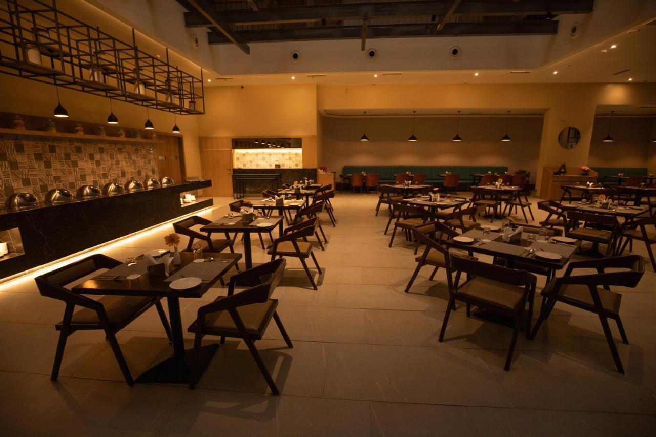 The Vern At Blvd Nashik Eksteriør billede